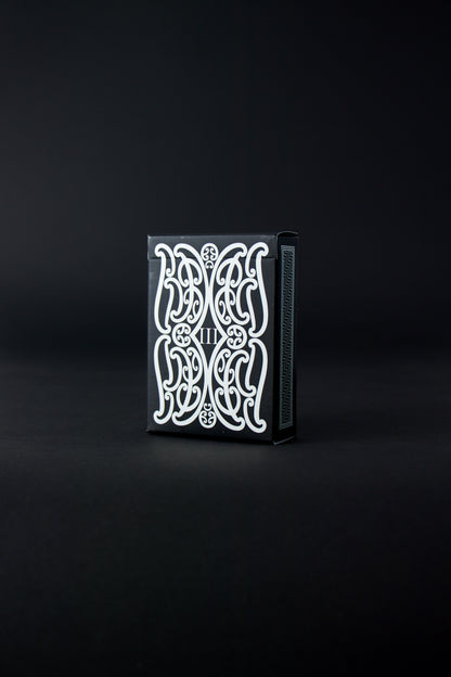 KATIKATIA III - Māori Playing Cards (Tuck Box)