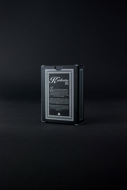 KATIKATIA III - Māori Playing Cards (Tuck Box)