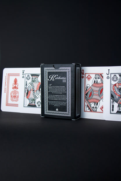 KATIKATIA III - Māori Playing Cards (Tuck Box)